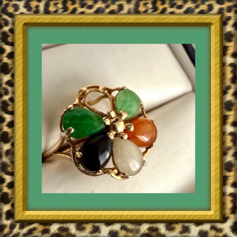 👑✅PRICE FIRM✅ Genuine 14kt Solid Gold Multicolor Jade Ring